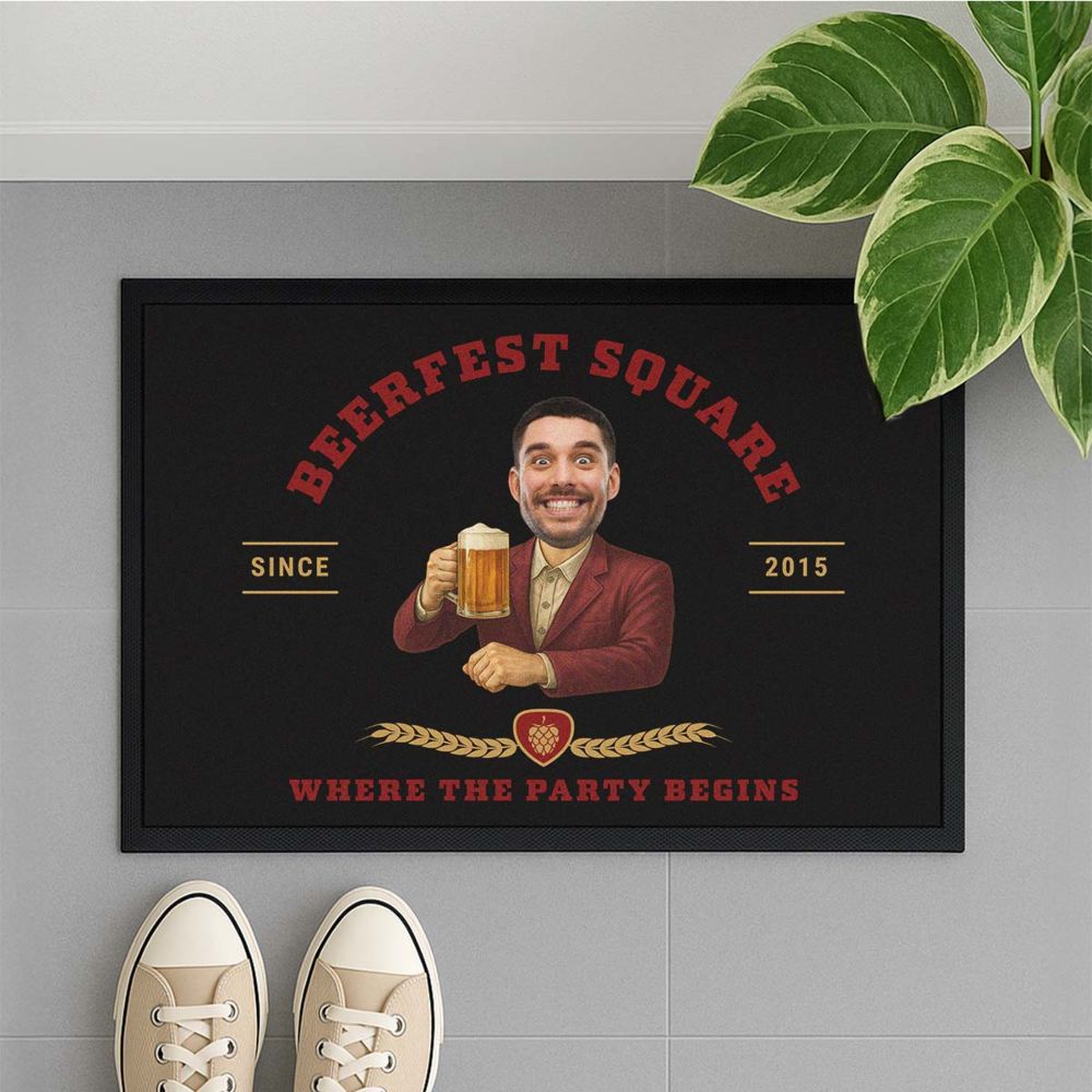 Personalisierbare Fußmatte mit Logo und Gesicht